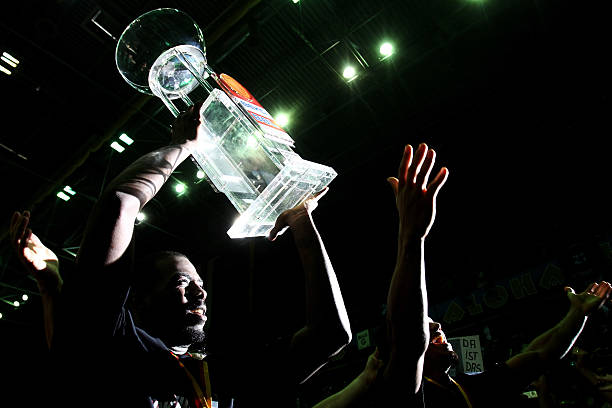 须承担起培 须承担起培